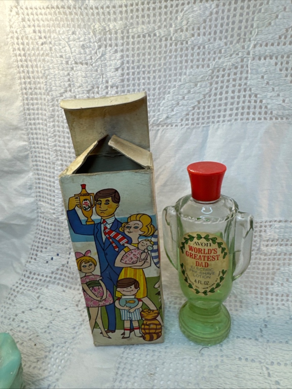Bundle of vintage Avon decanter’s - Picture 12 of 13